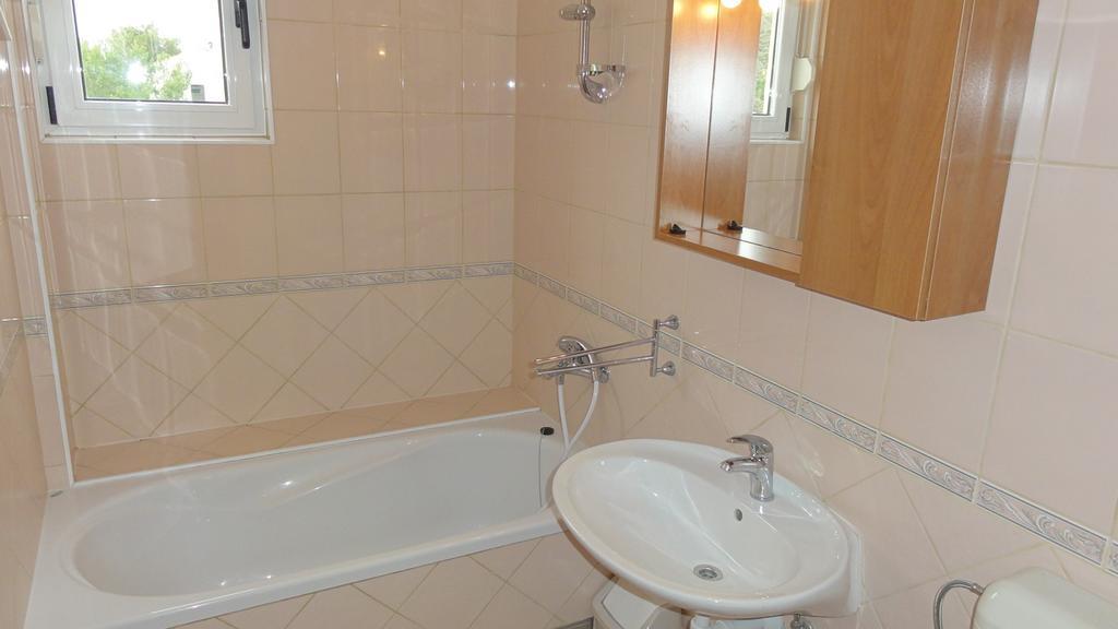 Villa Dvorine Tisno Habitación foto
